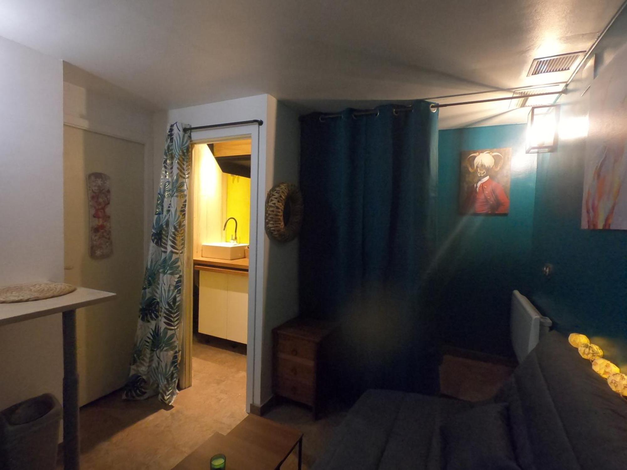 Petit Studio Cosy Saint-Pierre-dels-Forcats Exterior foto